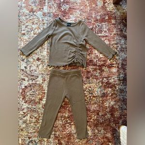 Art class matching set